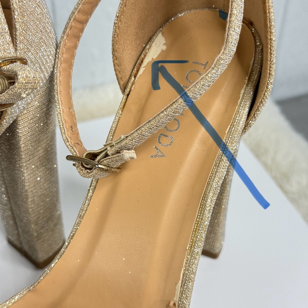 TOP Moda Women's Gold Platform Heels - Picture 4 of 8